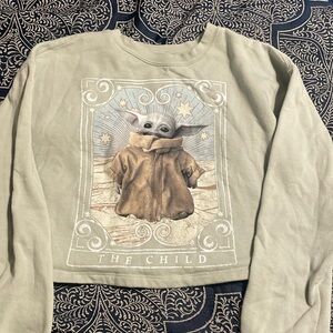 The child cropped sweatshirt woman’s large